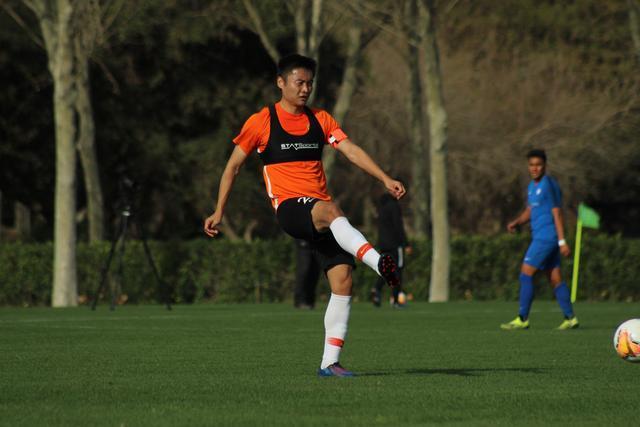 杜兰特11分太阳负雄鹿 阿德巴约三分绝杀活塞